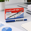 עט רולר UNI BALL UB-150E שחור 1 מ"מ